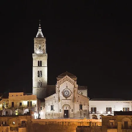 Gattini 48 * Matera